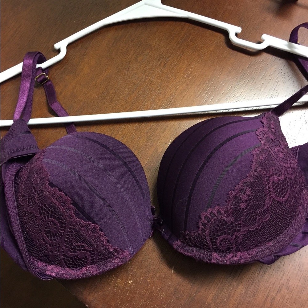 34B bra by body frosting